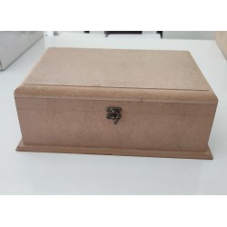 جعبه چوبی مکعبی زیر دار