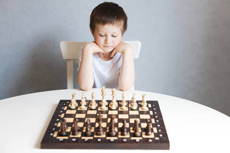 بچه شطرنج باز