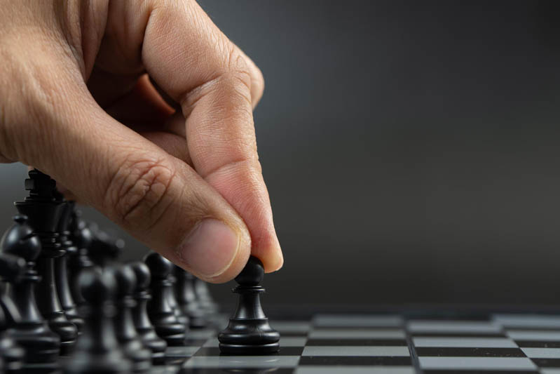 دست به مهره سیاه