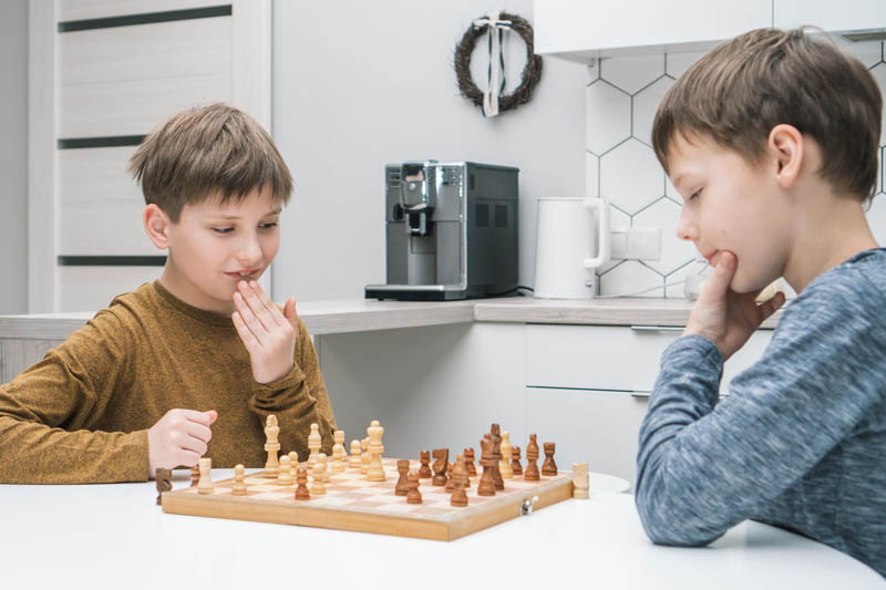 بازی دوتا پسربچه