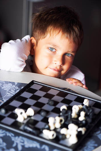 دختر چشم رنگی