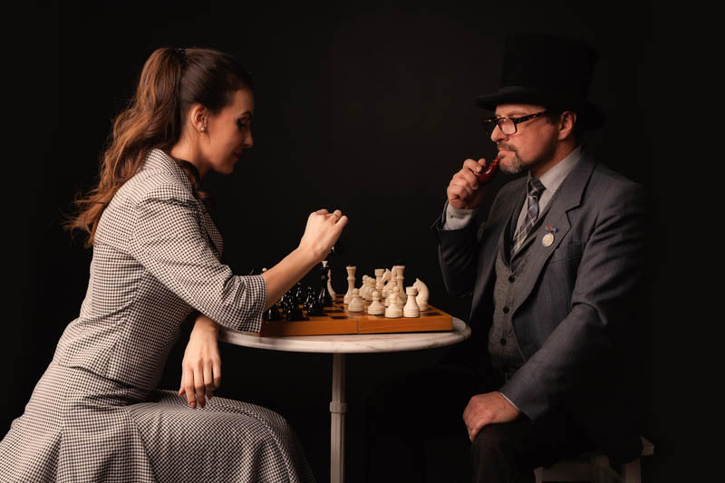زن و مرد شطرنج باز