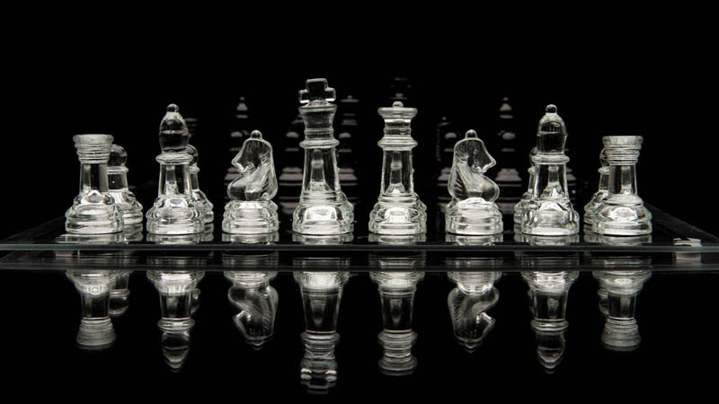 شطرنج شیشه ای