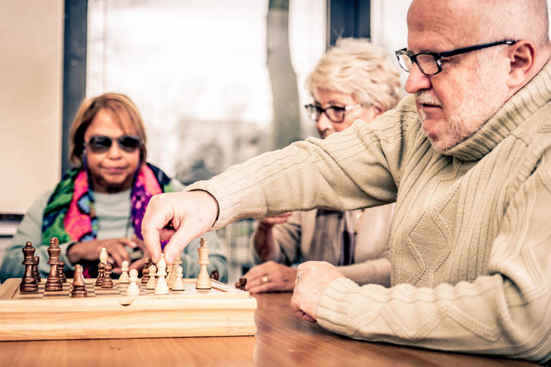 دخترک شیطون