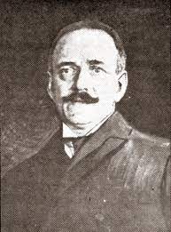 اقای Henry A. Davidson نویسنده کتاب A Short History of Chess