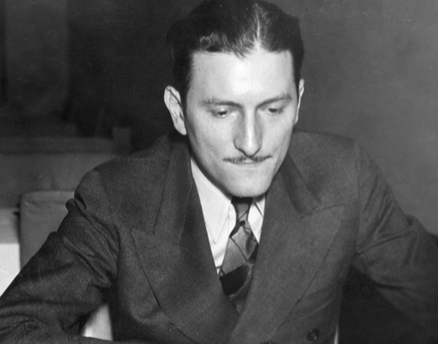 ا.هوروویتس نویسنده کتاب دایره المعارف گشایش های شطرنج 3