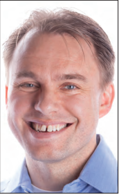 اقای Carsten Hansen نویسنده کتاب Improve Your Positional Chess