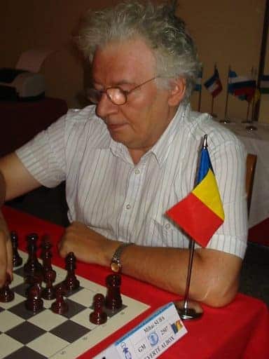 اقای Mihai Suba نویسنده کتاب Positional Chess Sacrifices