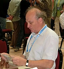 آقای Alexander Beliavsky نویسنده کتاب Secrets of Chess Intuition