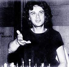 آقای John Nunn نویسنده کتاب Secrets of Grandmaster Play