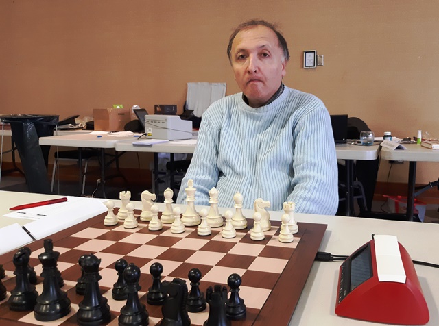 اقای Bogdan Lalic نویسنده کتاب The Marshall Attack